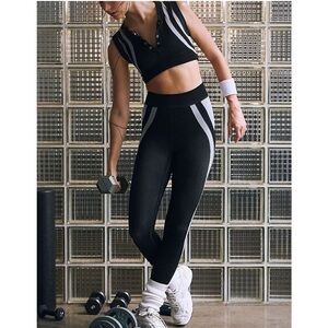 NWT  FP MOVEMENT Free Kick Leggings / Black Combo. Size XS